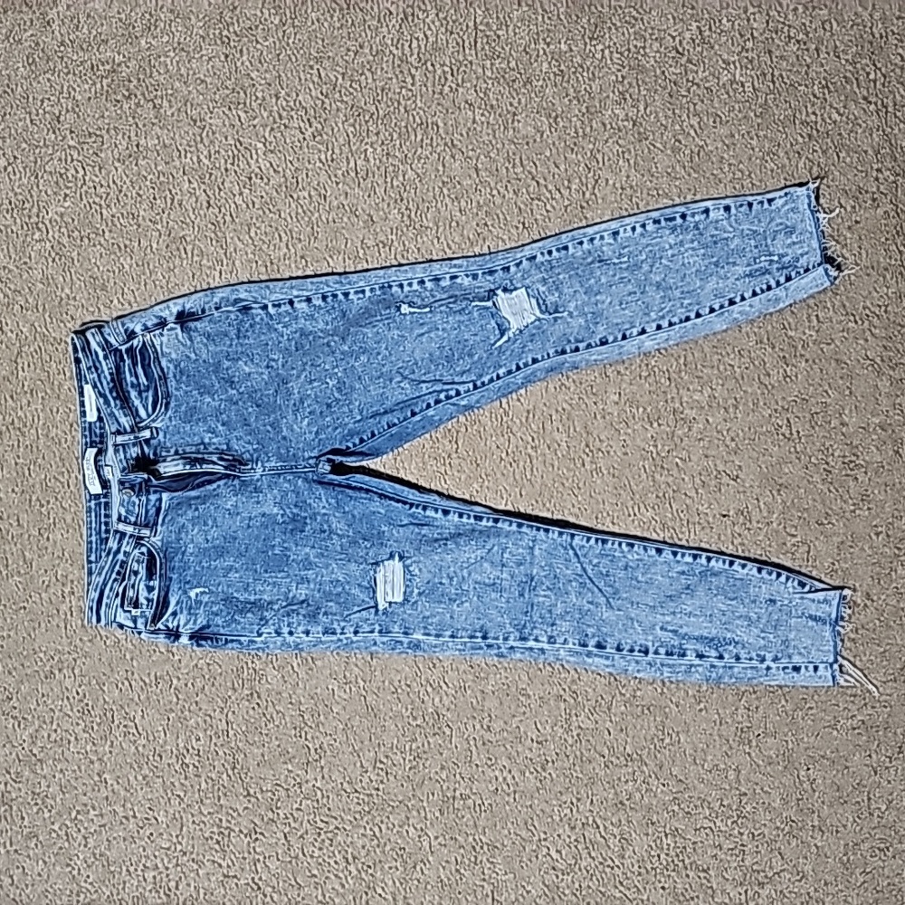 Judy Blue Acid Wash Destressed Jeans